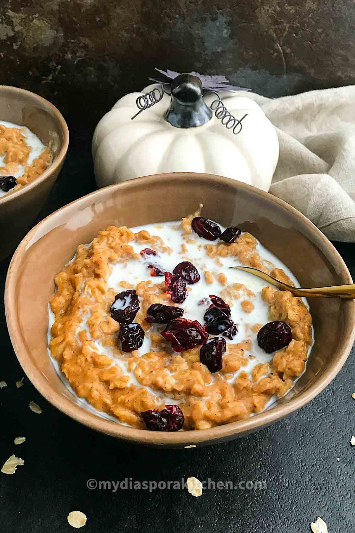 Pumpkin oatmeal recipe - My Diaspora Kitchen
